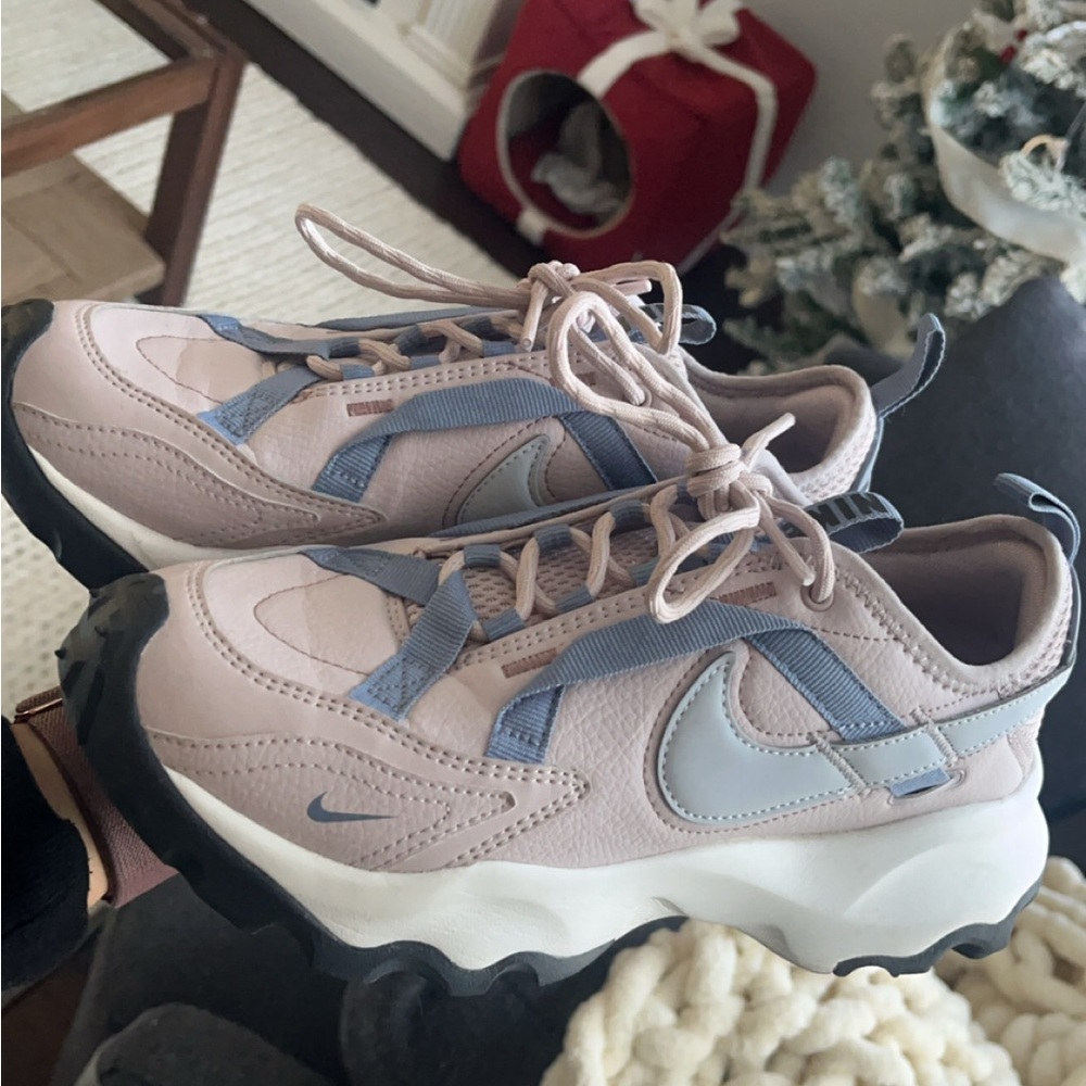 Nike TC 7900